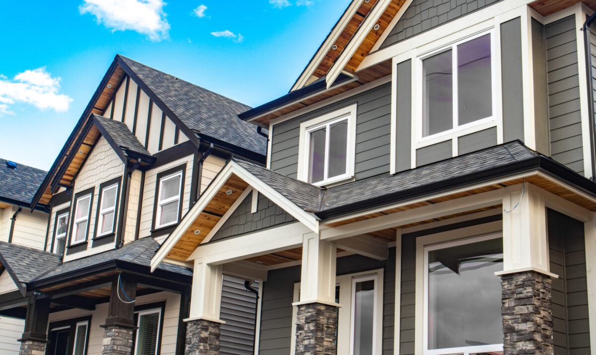 At Manor Roofing we can consult with you regarding the best type of siding to upgrade your home's exterior.